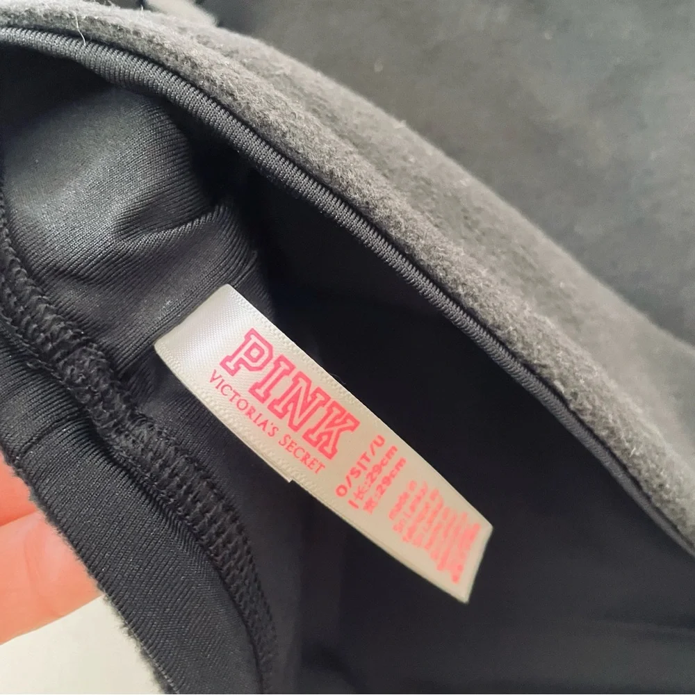 PINK Victoria’s Secret Fleece Neck Gaiter